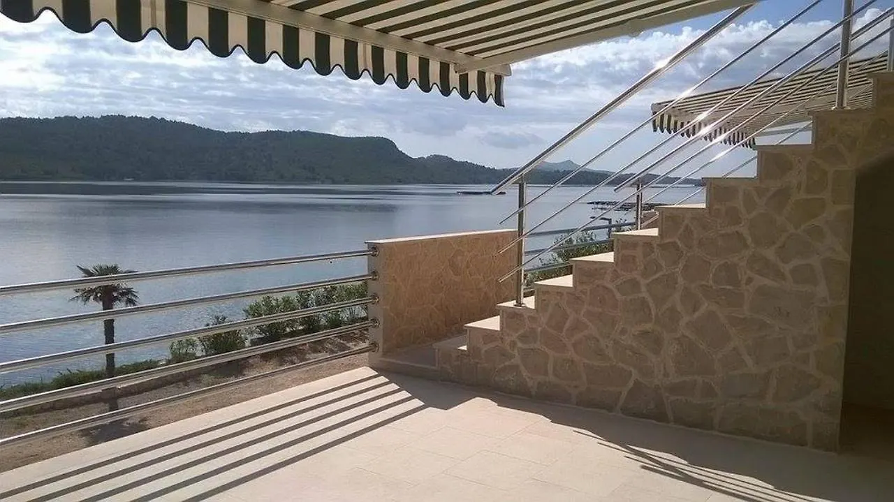 Apartments By The Sea Cove Mala Lamjana, Ugljan - 21182 Kali 0*,  Croatia